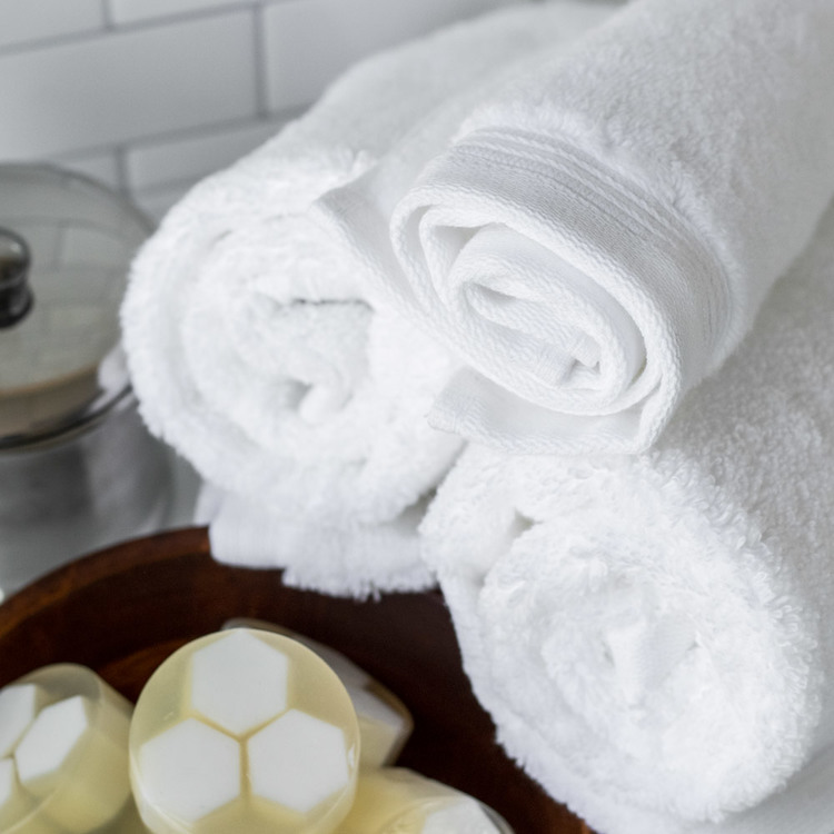 Fresh Linen Odor Eliminator Candle